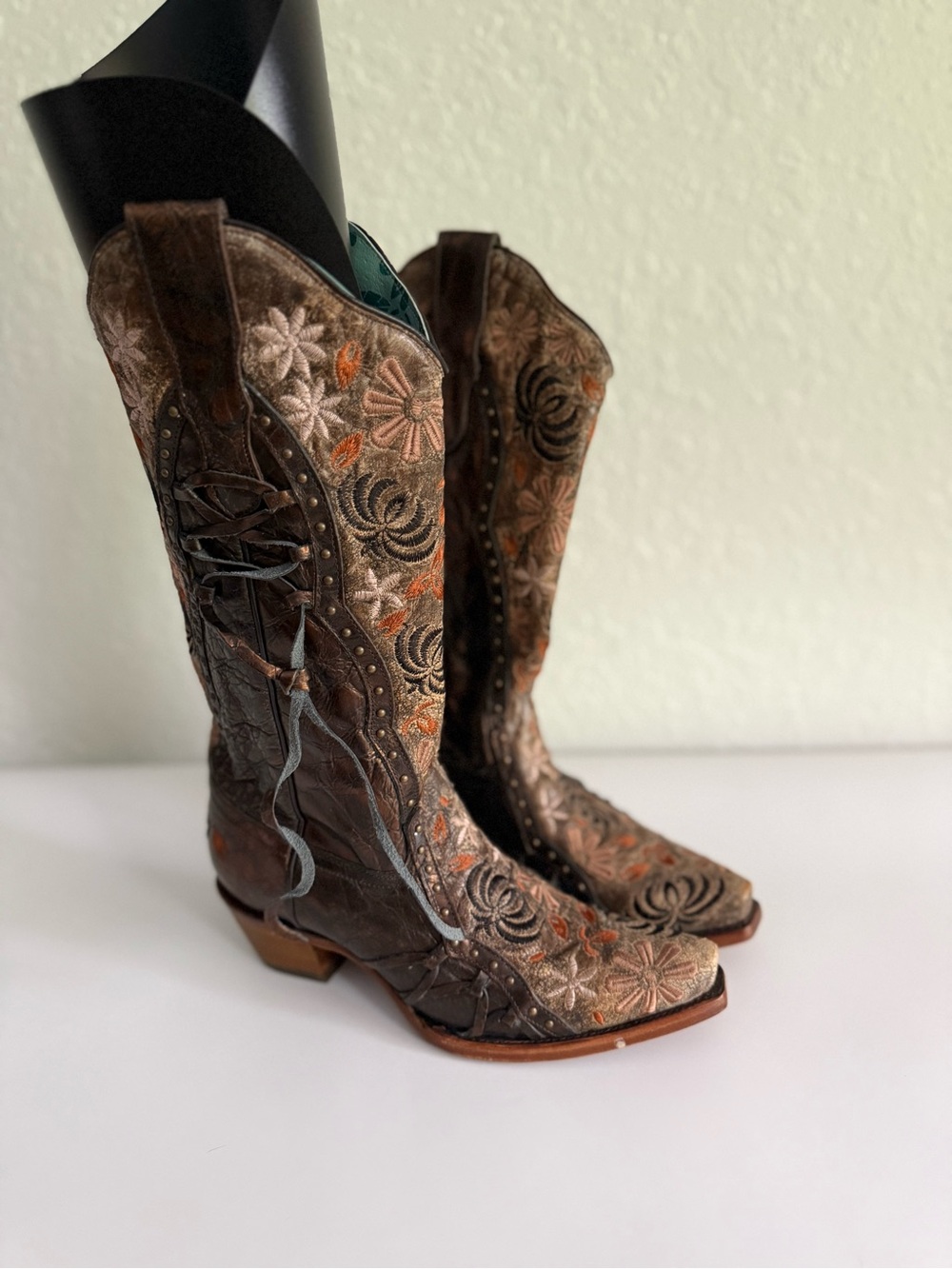 Corral Metallic Brown Floral Embroidered Western Boots